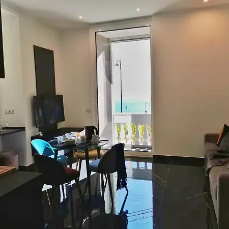 Vomero Apartman *